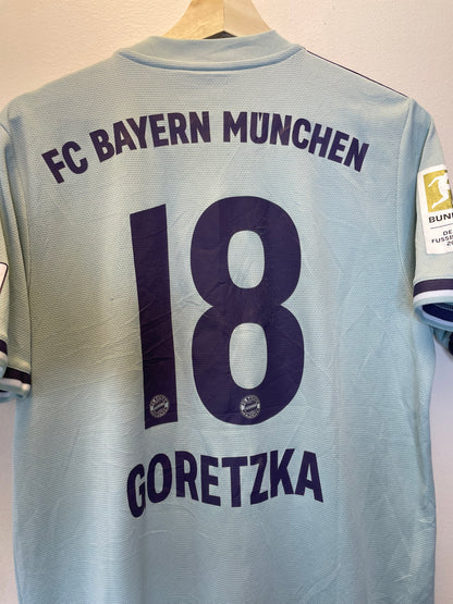 Bayern Munich 2018-19 Away Shirt Goretzka #18 Medium