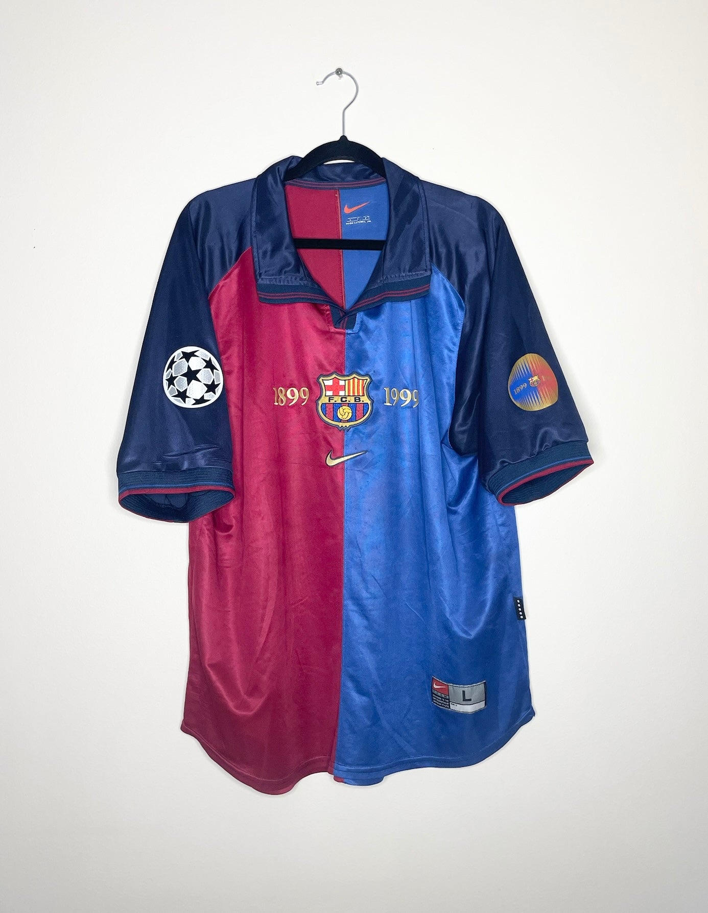 FC Barcelona 1999-2000 UCL Home Shirt Guardiola #4 Large