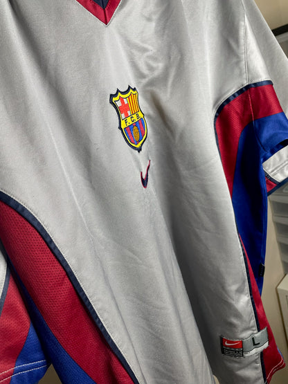 FC Barcelona 1999-2000 Away Shirt Xavi #26 Large