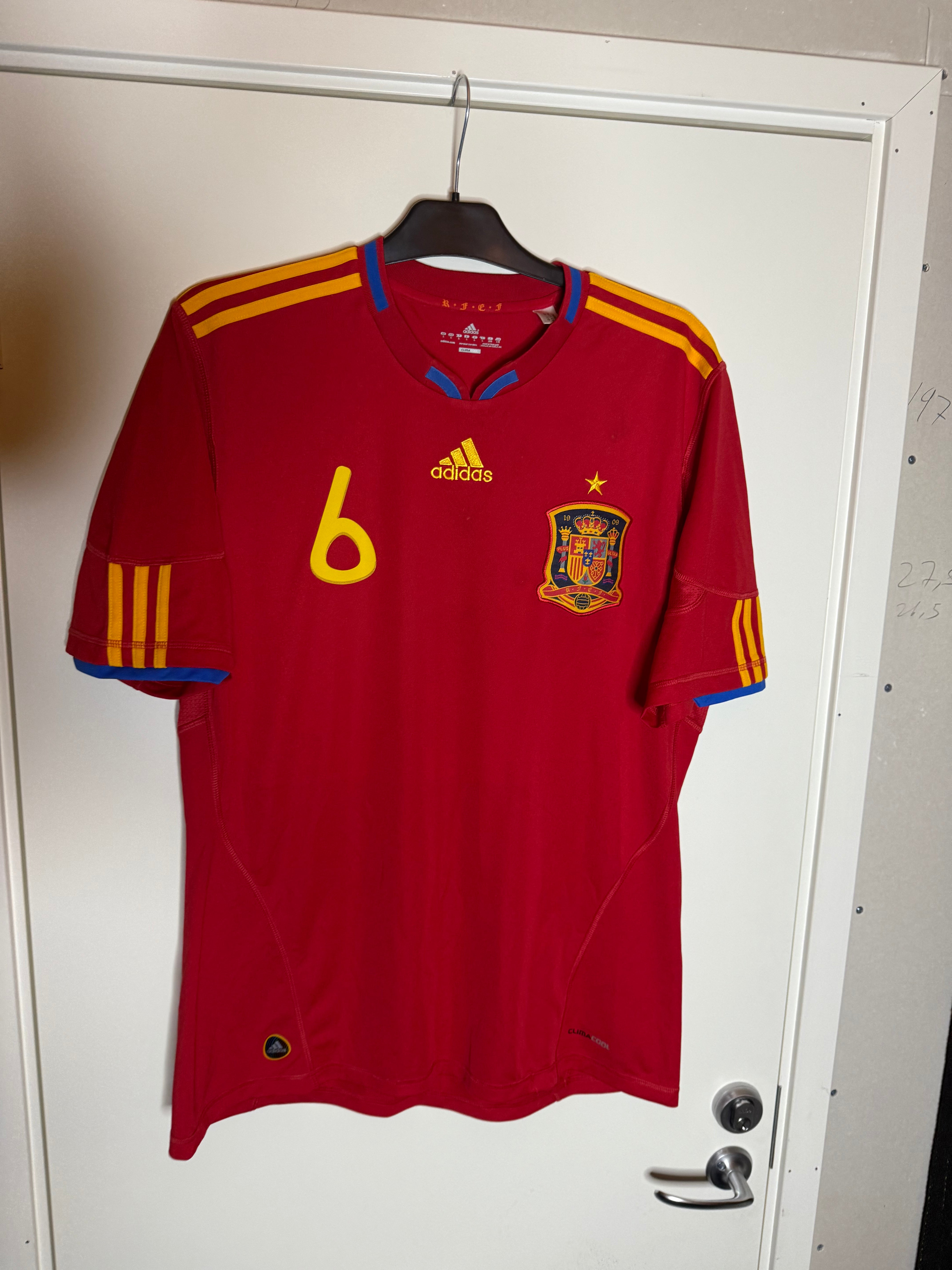 Spanien VM 2010 Hemmatröja Iniesta #6 Large
