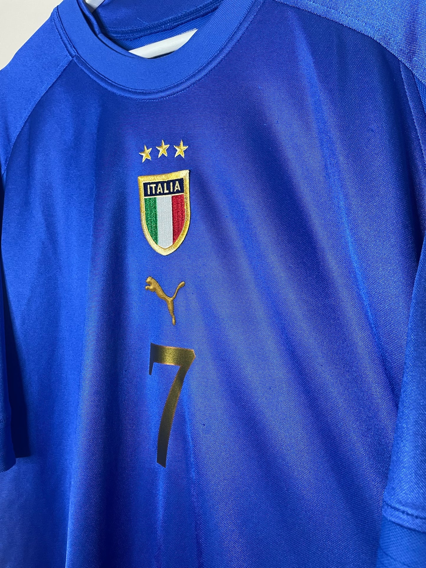 Italy EURO 2004 Home Shirt Del Piero #7 Large/XL