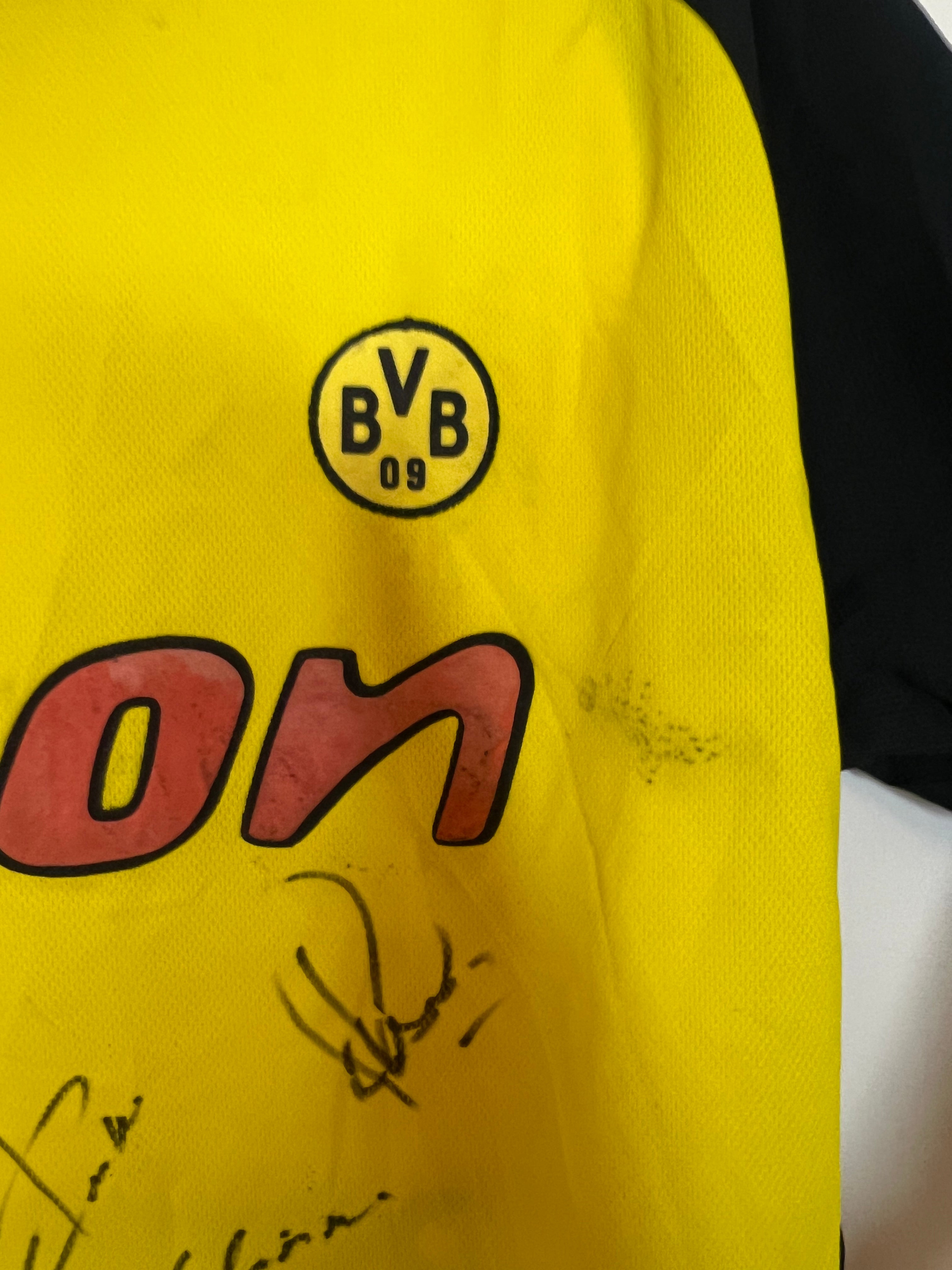Borussia Dortmund 2000-2001 Home Shirt *SIGNED* Heinrich #6 XXL