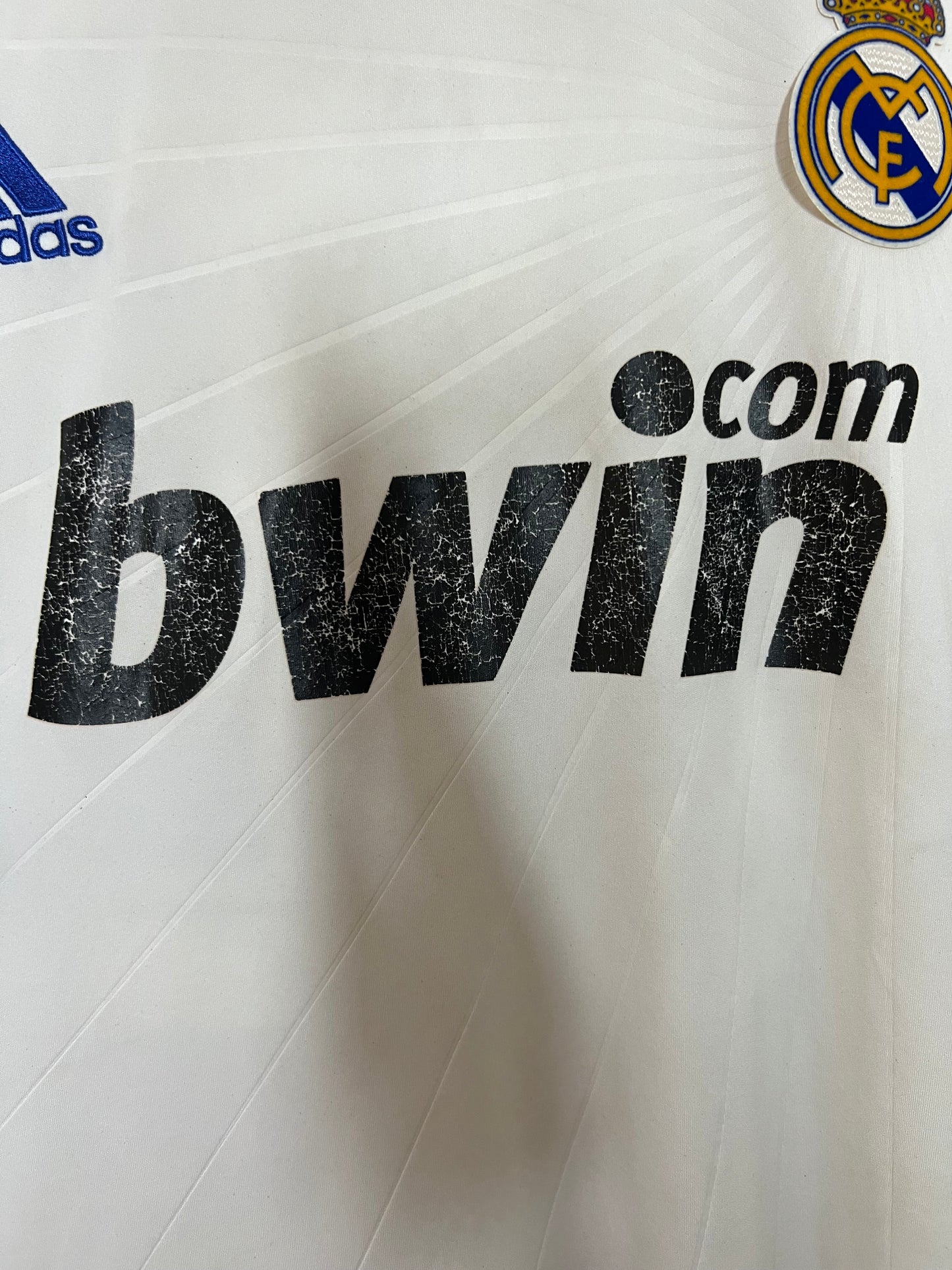 Real Madrid 2010-11 Home Shirt Di Maria #22 XL