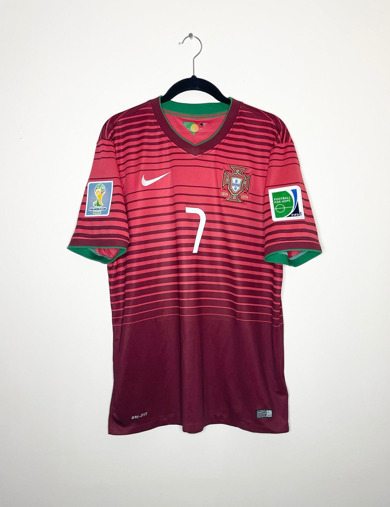 Portugal 2014 World Cup Home Shirt Ronaldo #7 Large