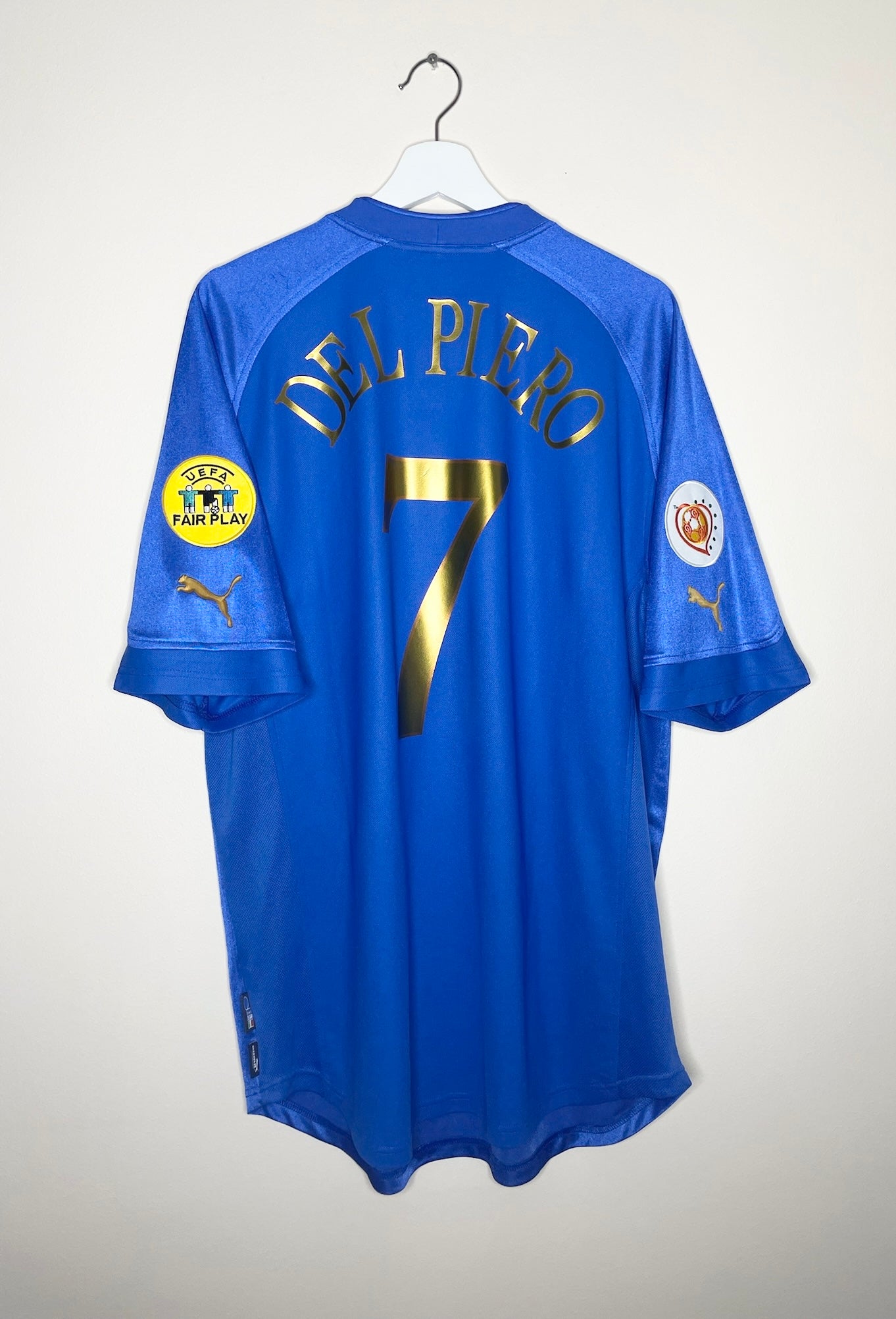 Italy EURO 2004 Home Shirt Del Piero #7 Large/XL