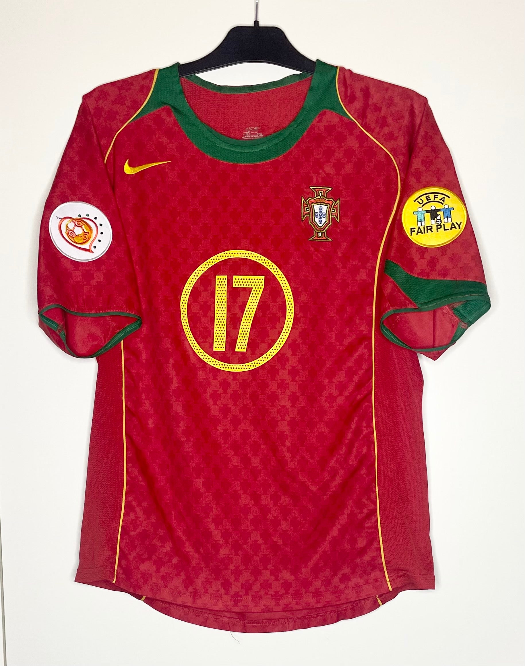 Portugal EURO 2004 Hemmatröja Ronaldo #17 Medium