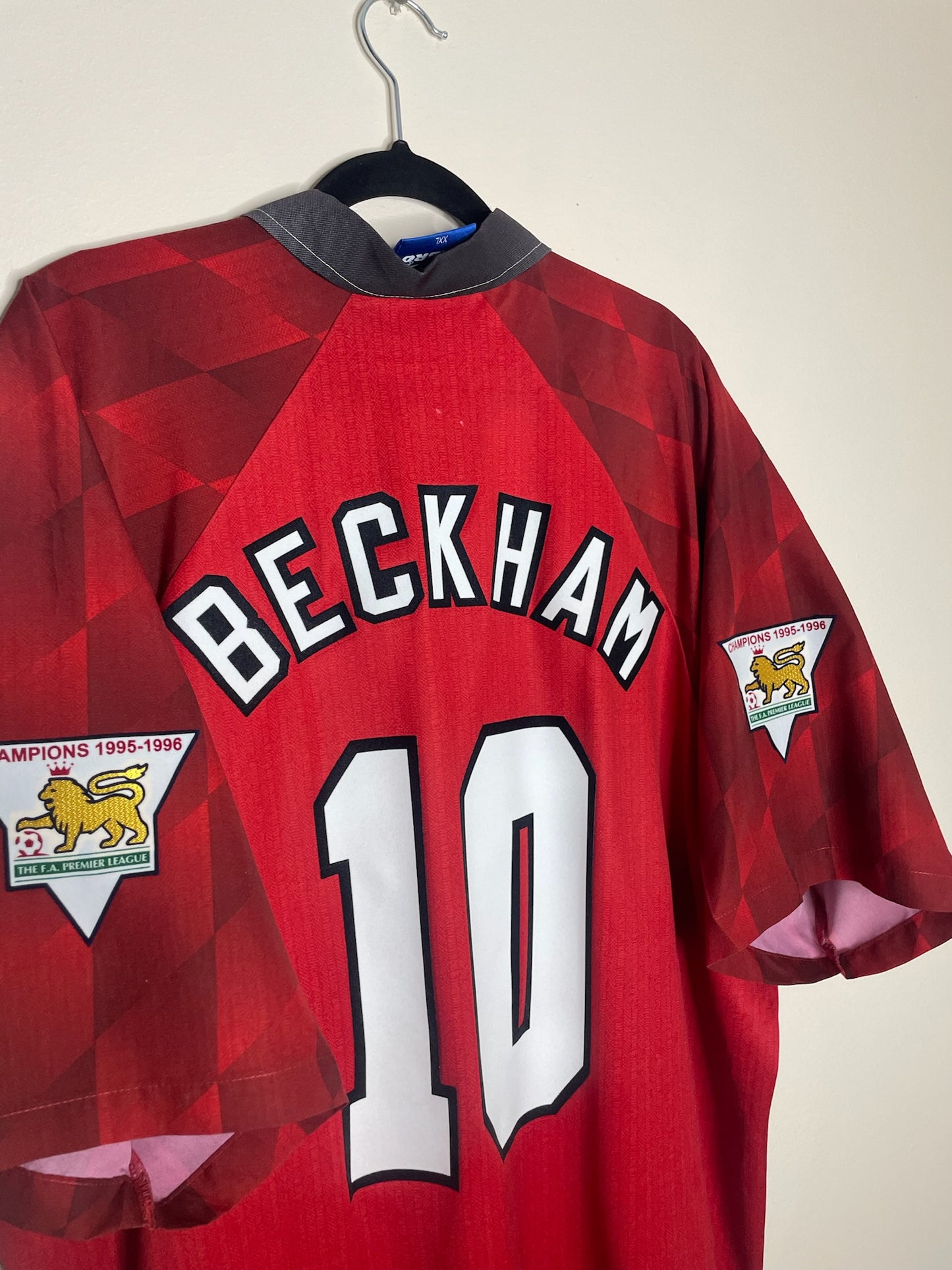 Manchester United 1996-1998 Home Shirt Beckham #7 XXL