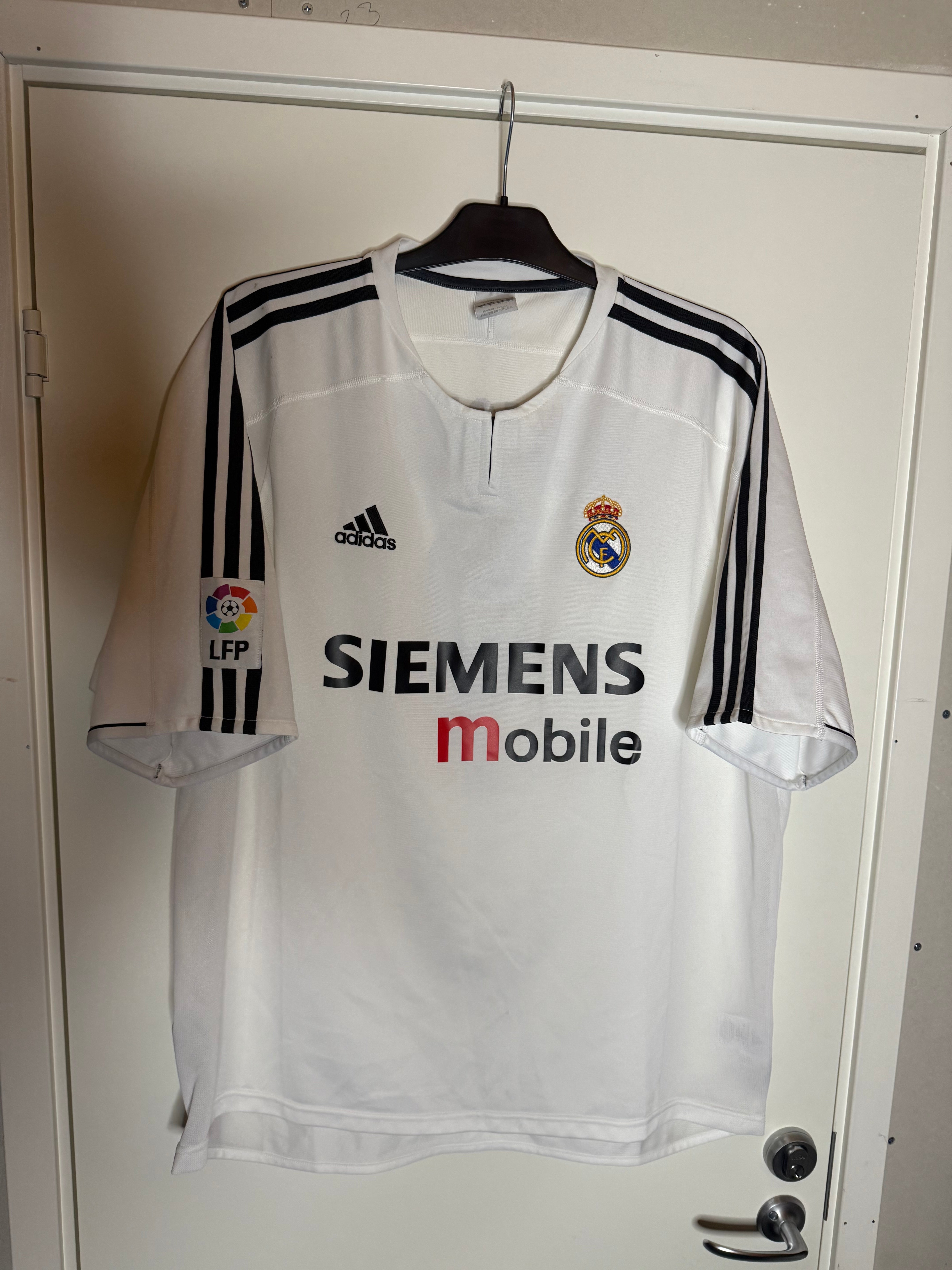 Real Madrid 2003-04 Hemmatröja Ronaldo #9 XL