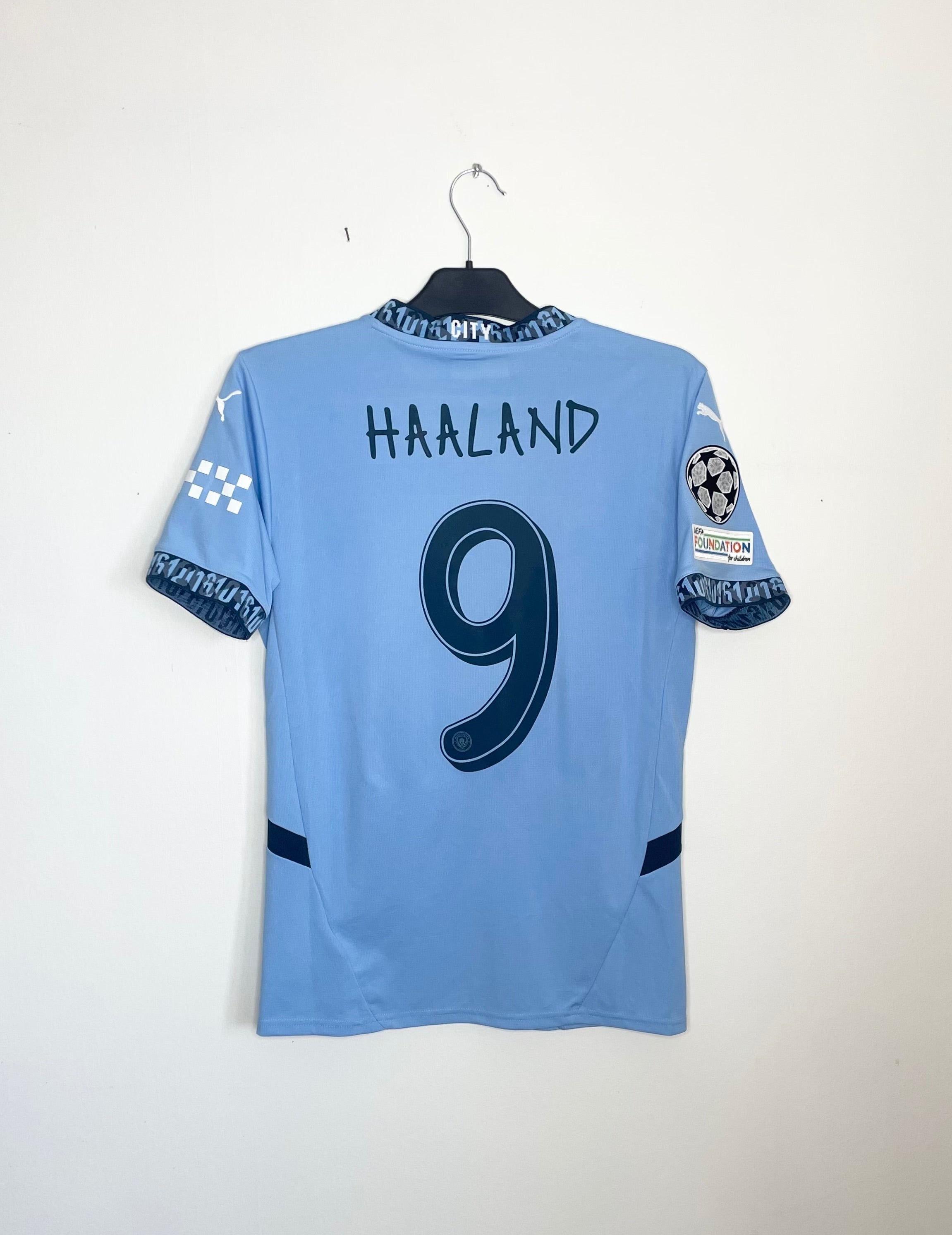 Manchester City 2024-25 UCL Home Shirt Haaland #9 Small