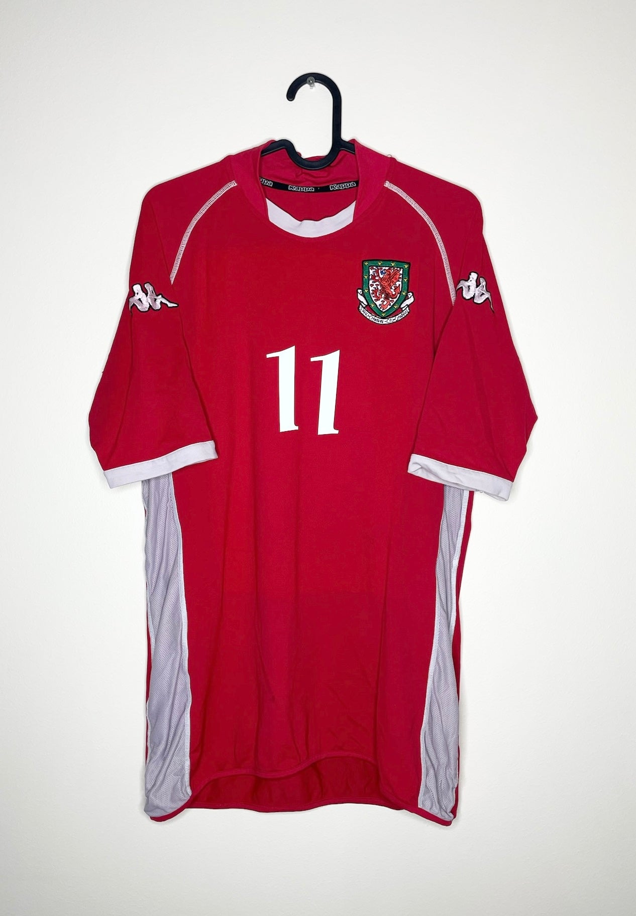 Wales 2002-03 Home Shirt Giggs #11 Large