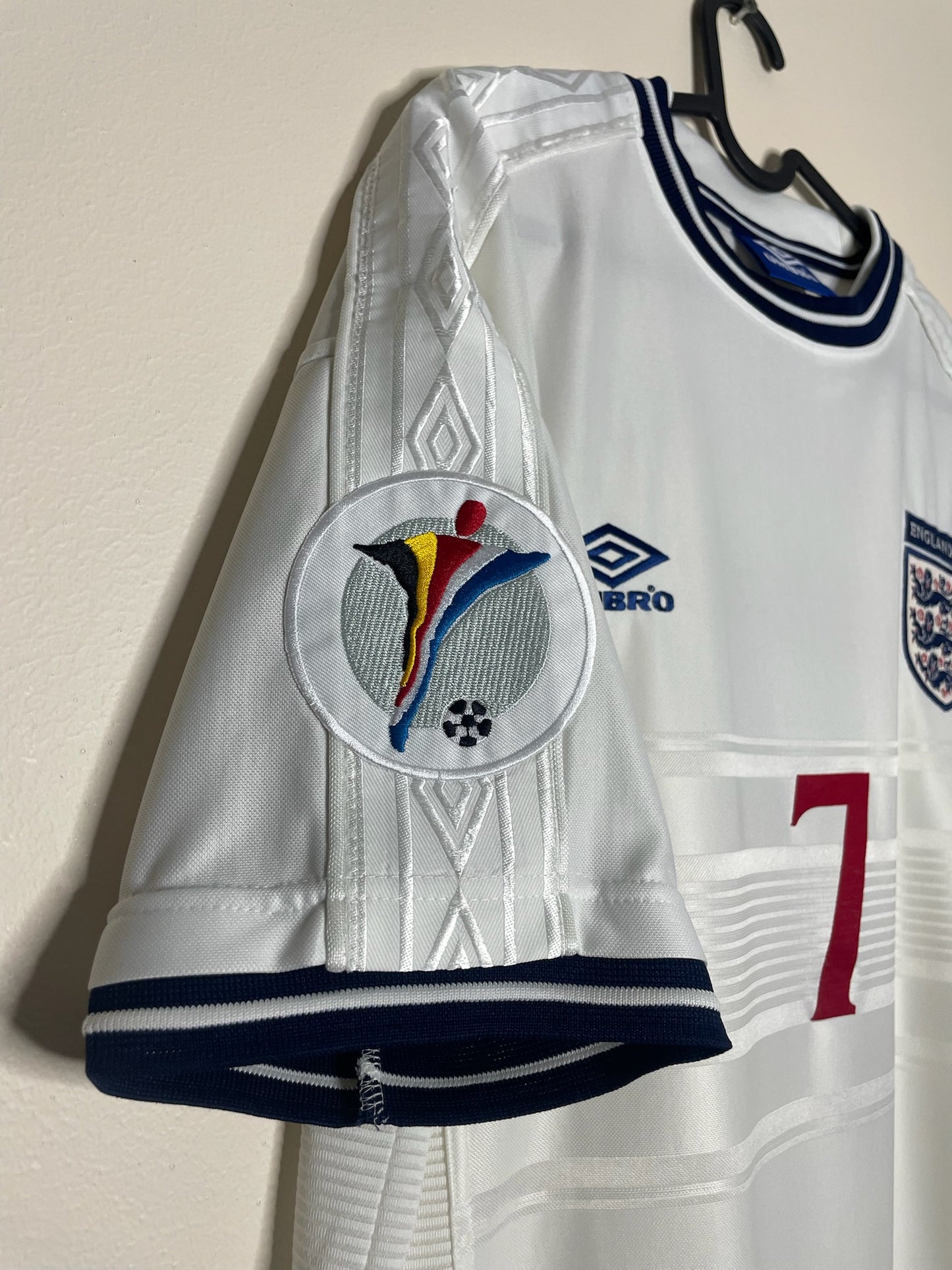 England EURO 2000 Home Shirt Beckham #7 Large