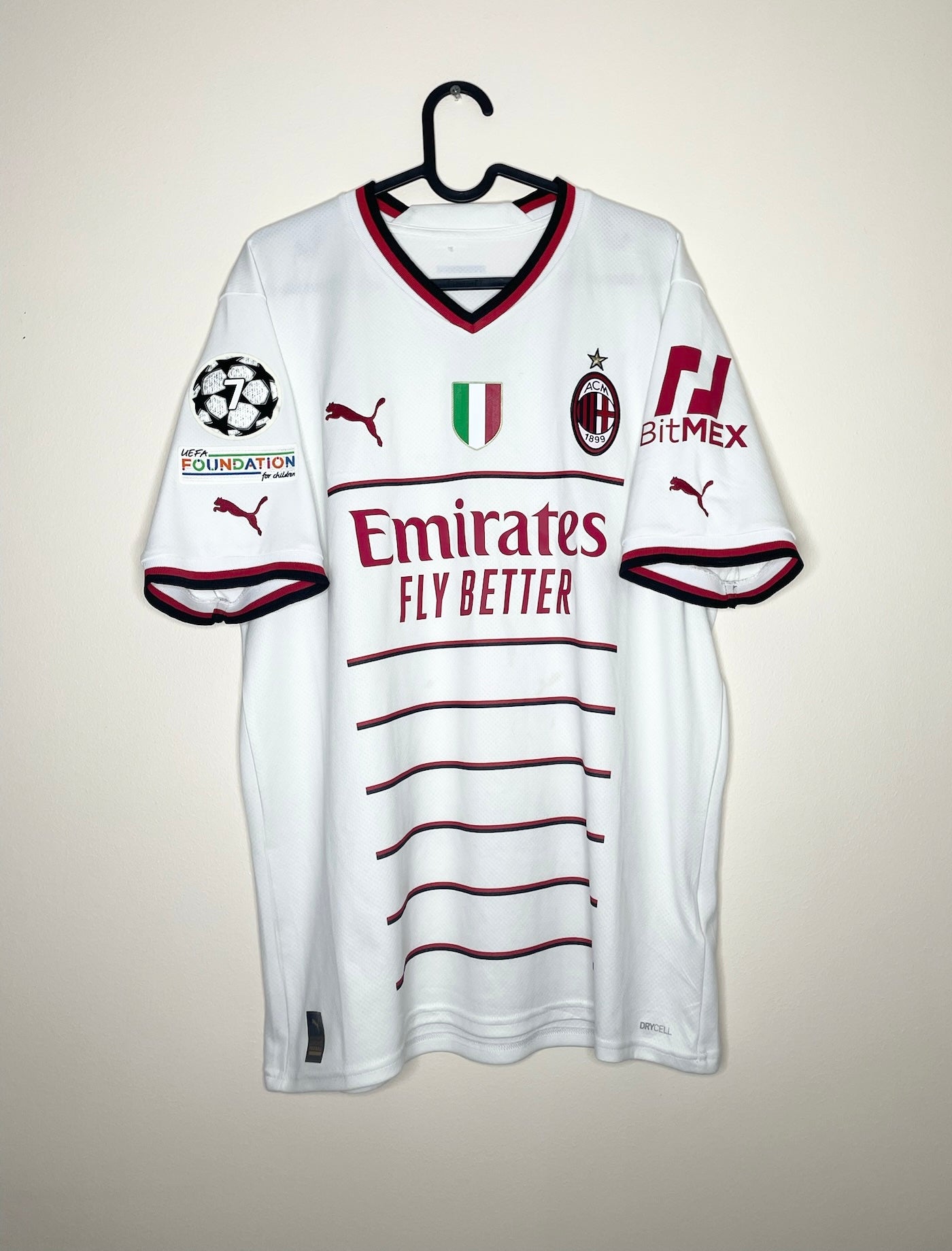 AC Milan 2022-23 UCL Away Shirt Ibrahimovic #11 Large