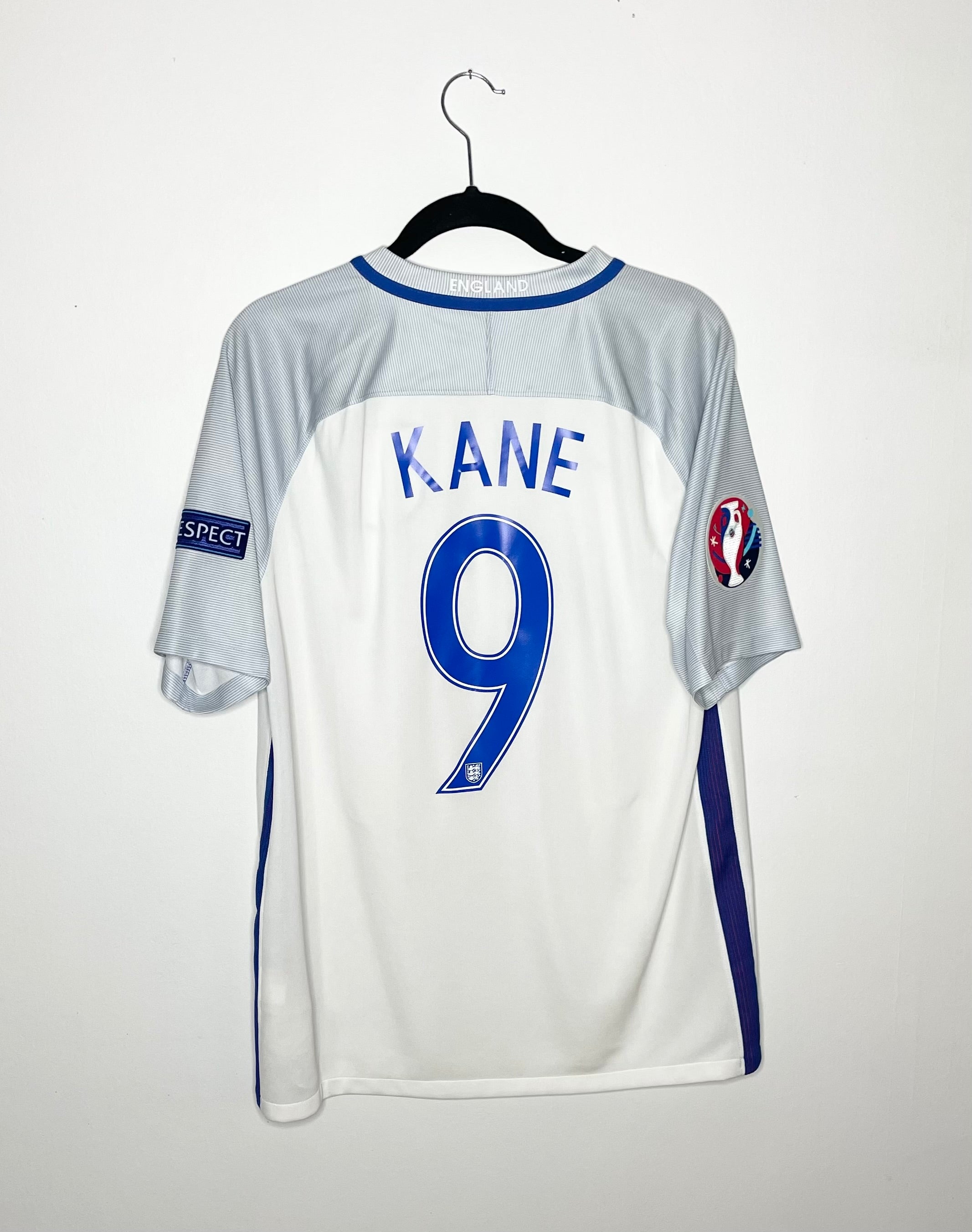 England EURO 2016 BNWT Home Shirt Kane #9 Medium