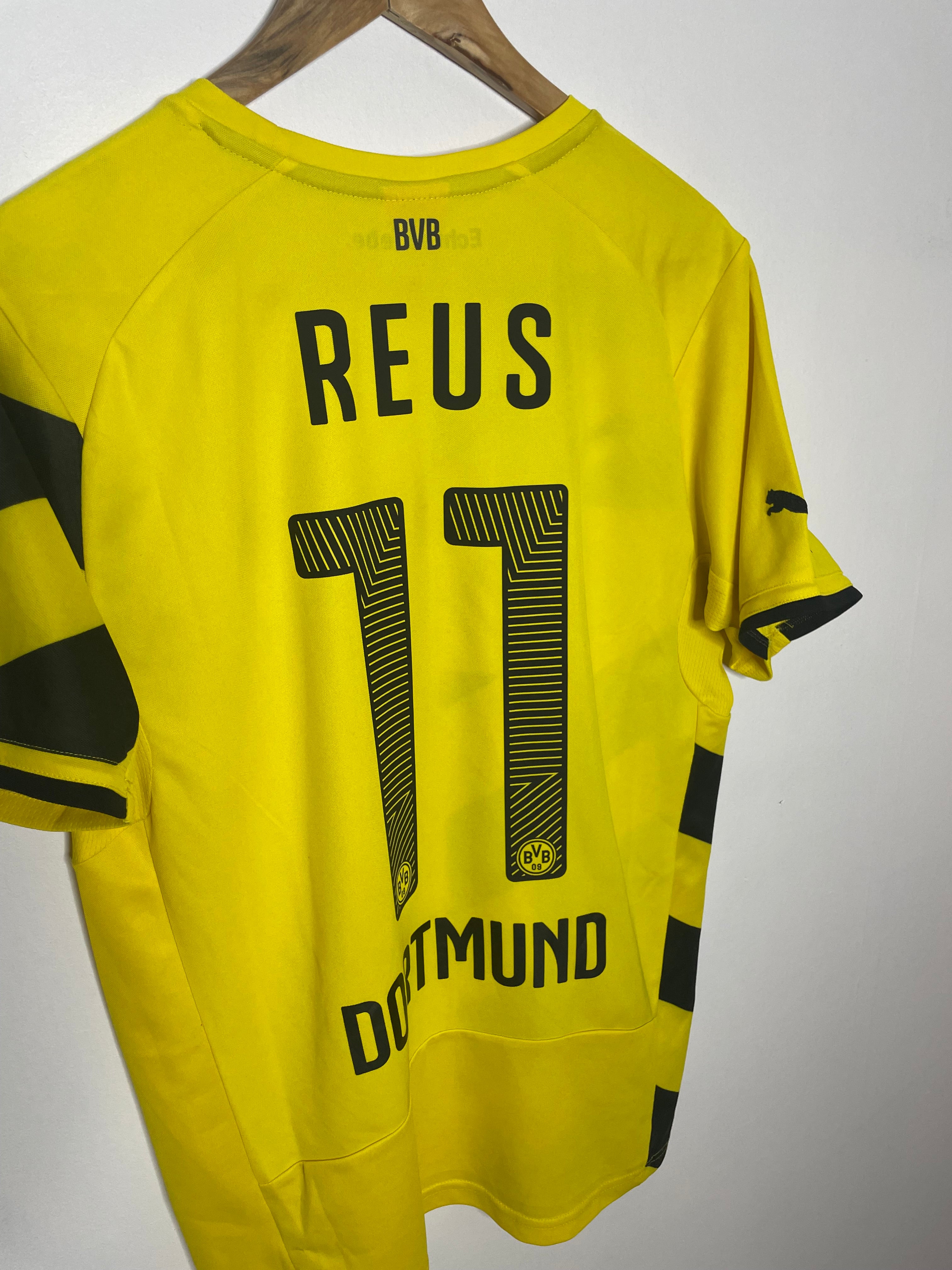 Borussia Dortmund 2014-15 Home Shirt Reus #11 Medium