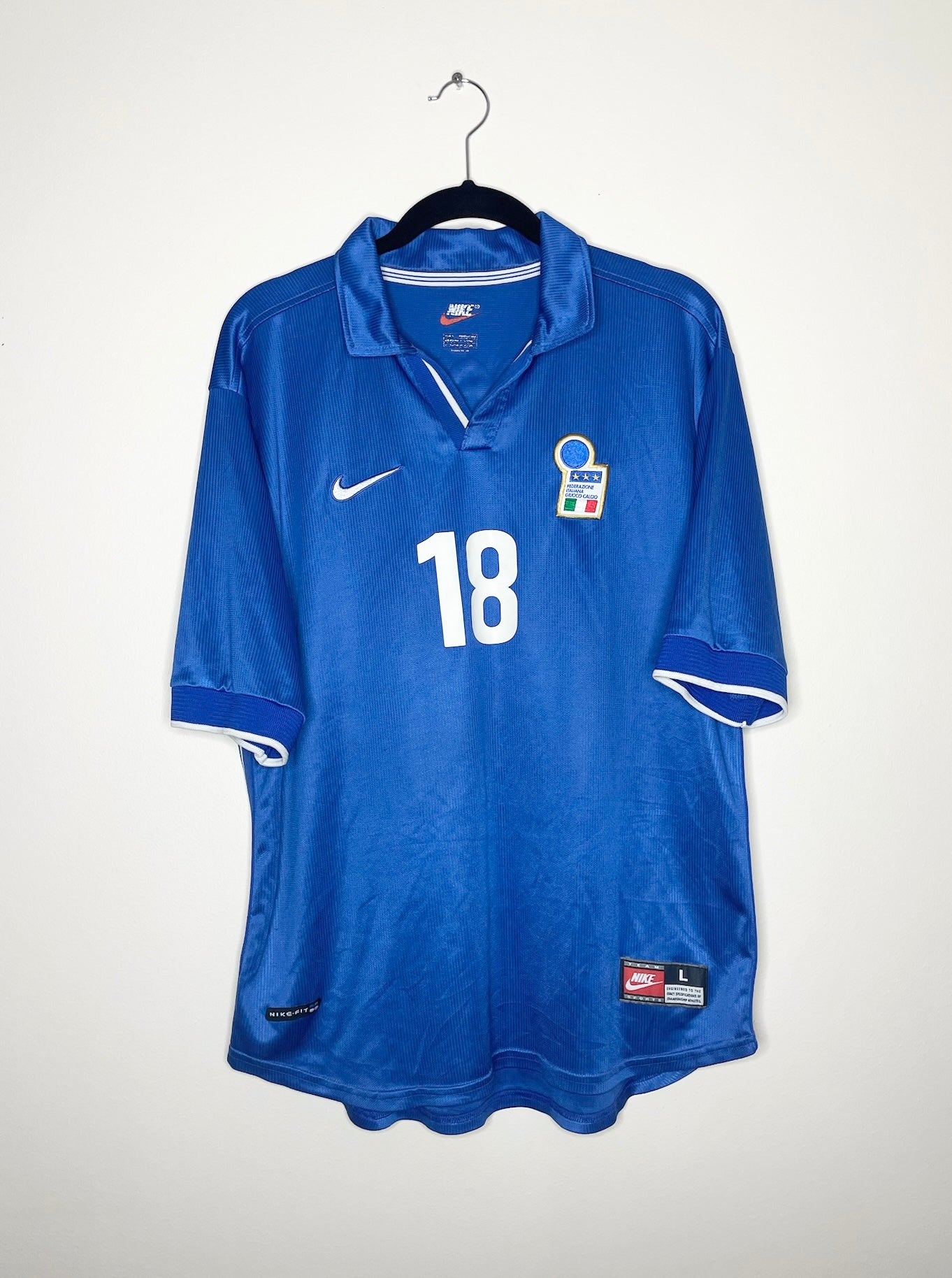 Italy 1998 Home Shirt R. Baggio #18 Large