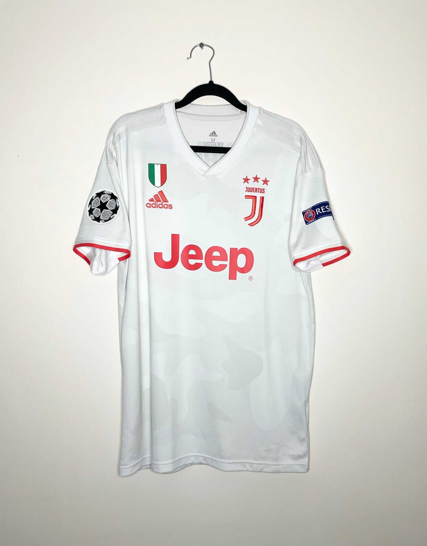 Juventus 2019-20 UCL Away Shirt Ronaldo #7 Medium