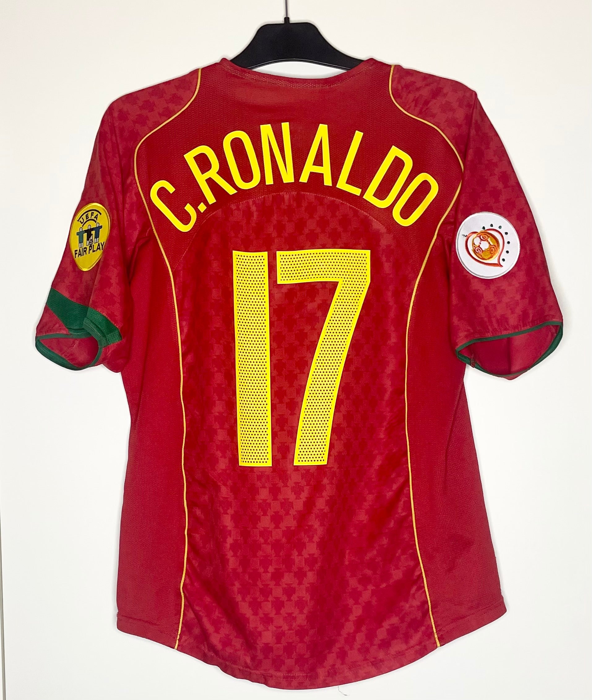 Portugal EURO 2004 Hemmatröja Ronaldo #17 Medium