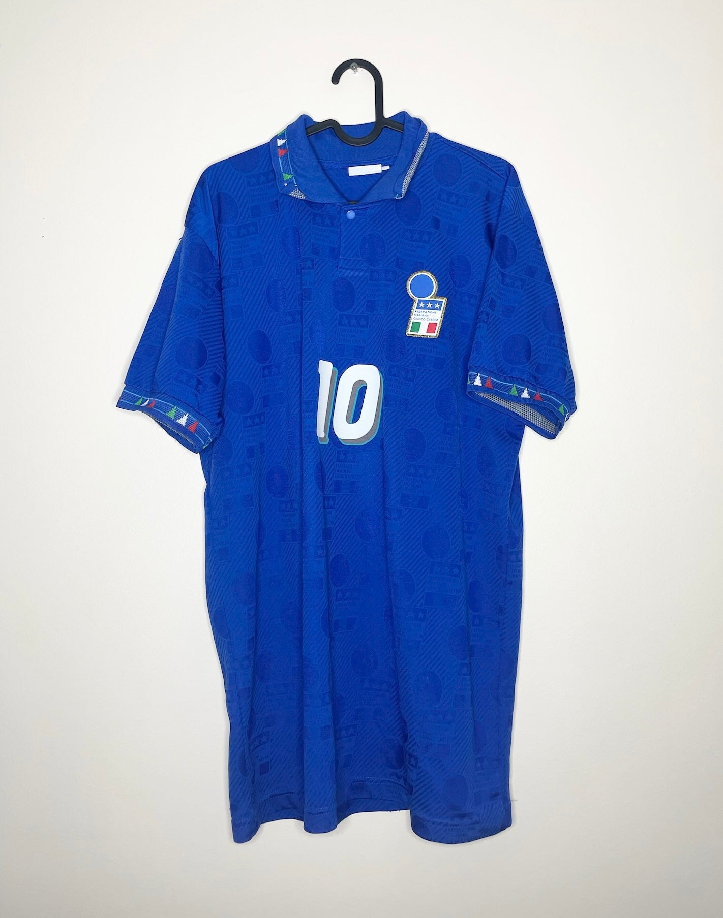 Italy 1994 Home Shirt Baggio #10 Large