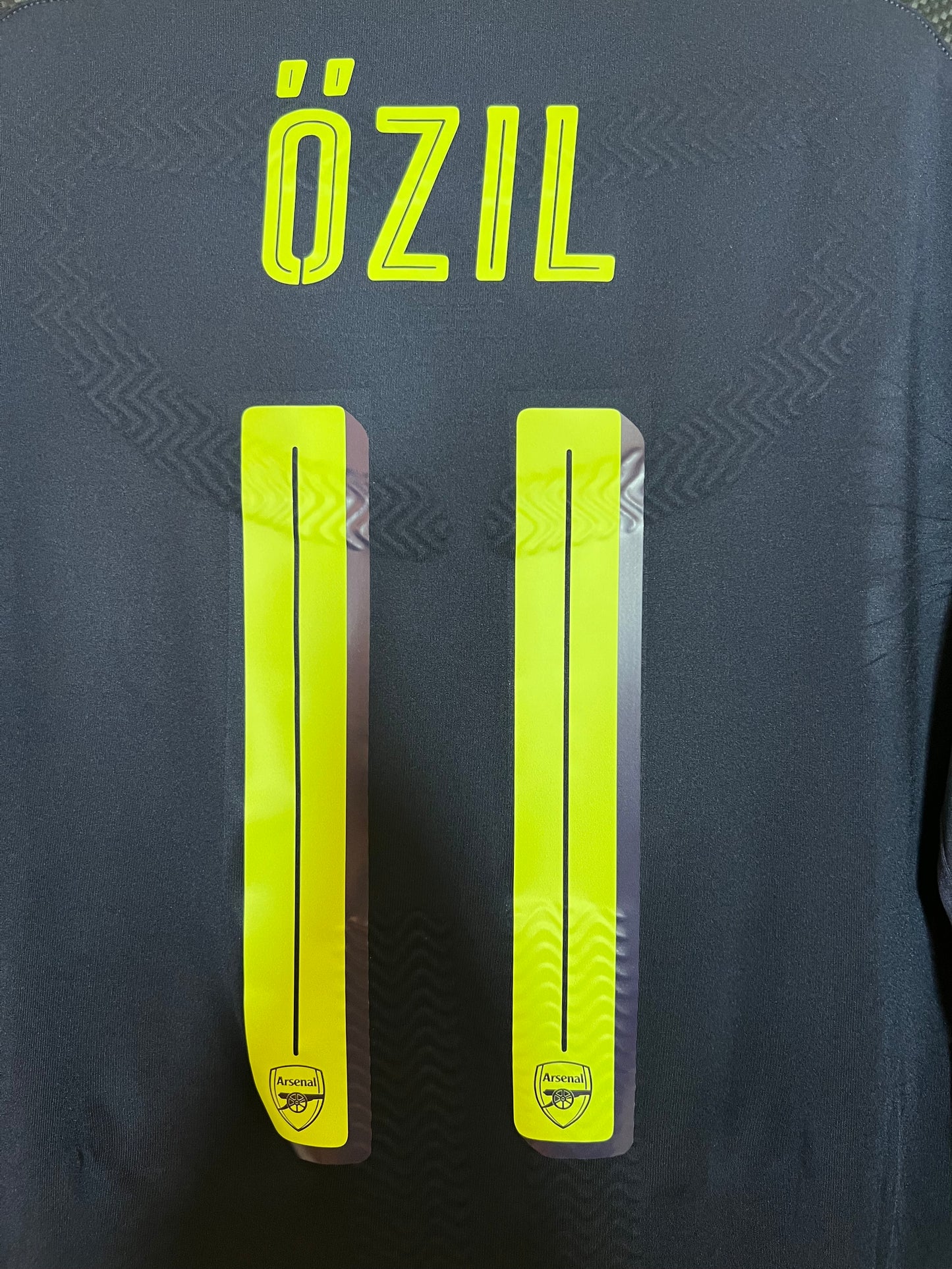 Arsenal 2016-17 UCL Player Version Third Shirt Özil #11 XL