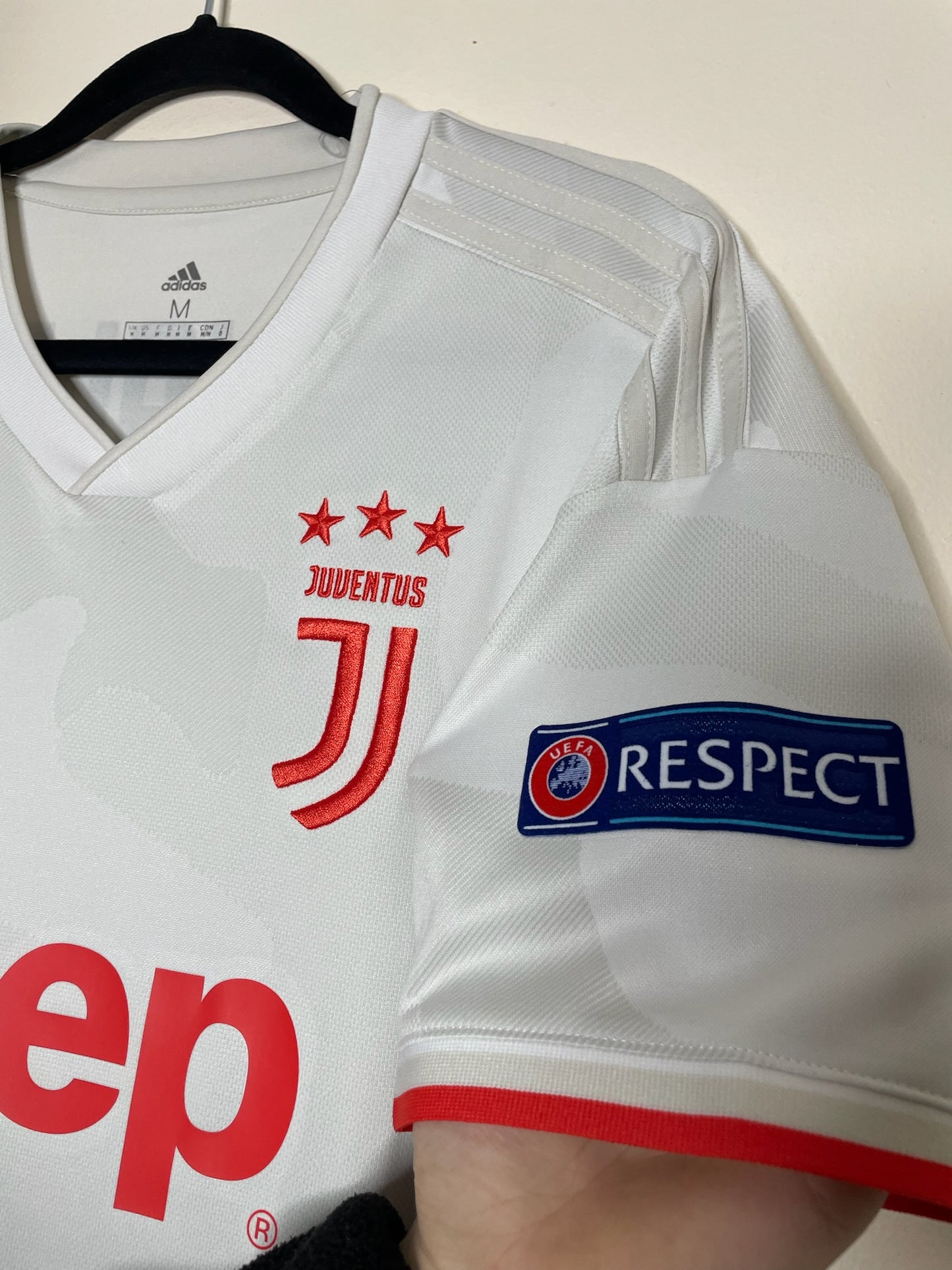 Juventus 2019-20 UCL Away Shirt Ronaldo #7 Medium