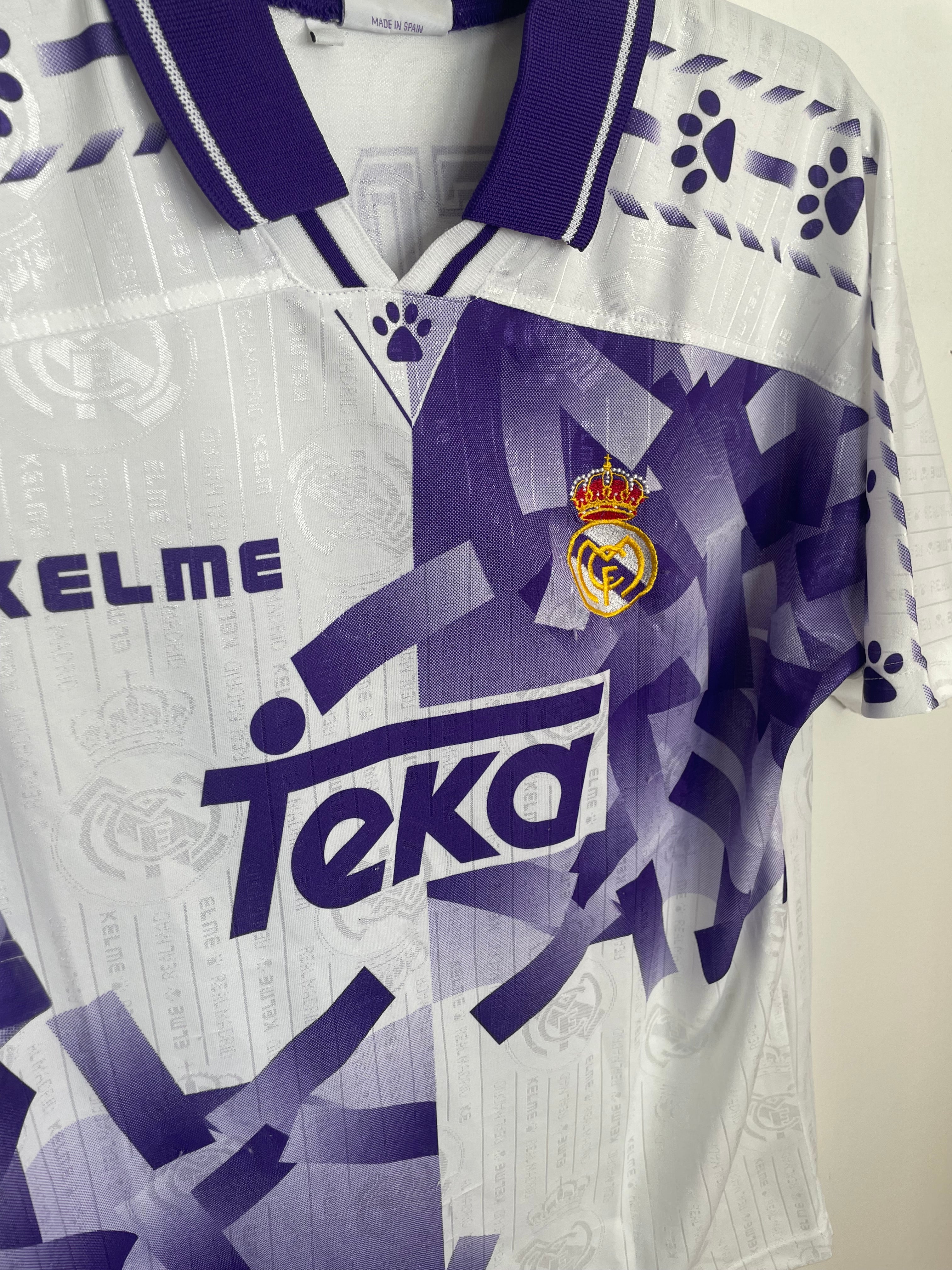 Real Madrid 1996-97 Third Shirt Seedorf #10 Small