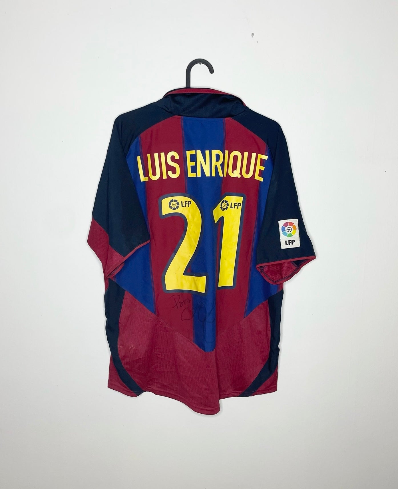 FC Barcelona 2003-04 SIGNED Home Shirt Luis Enrique #21 Medium