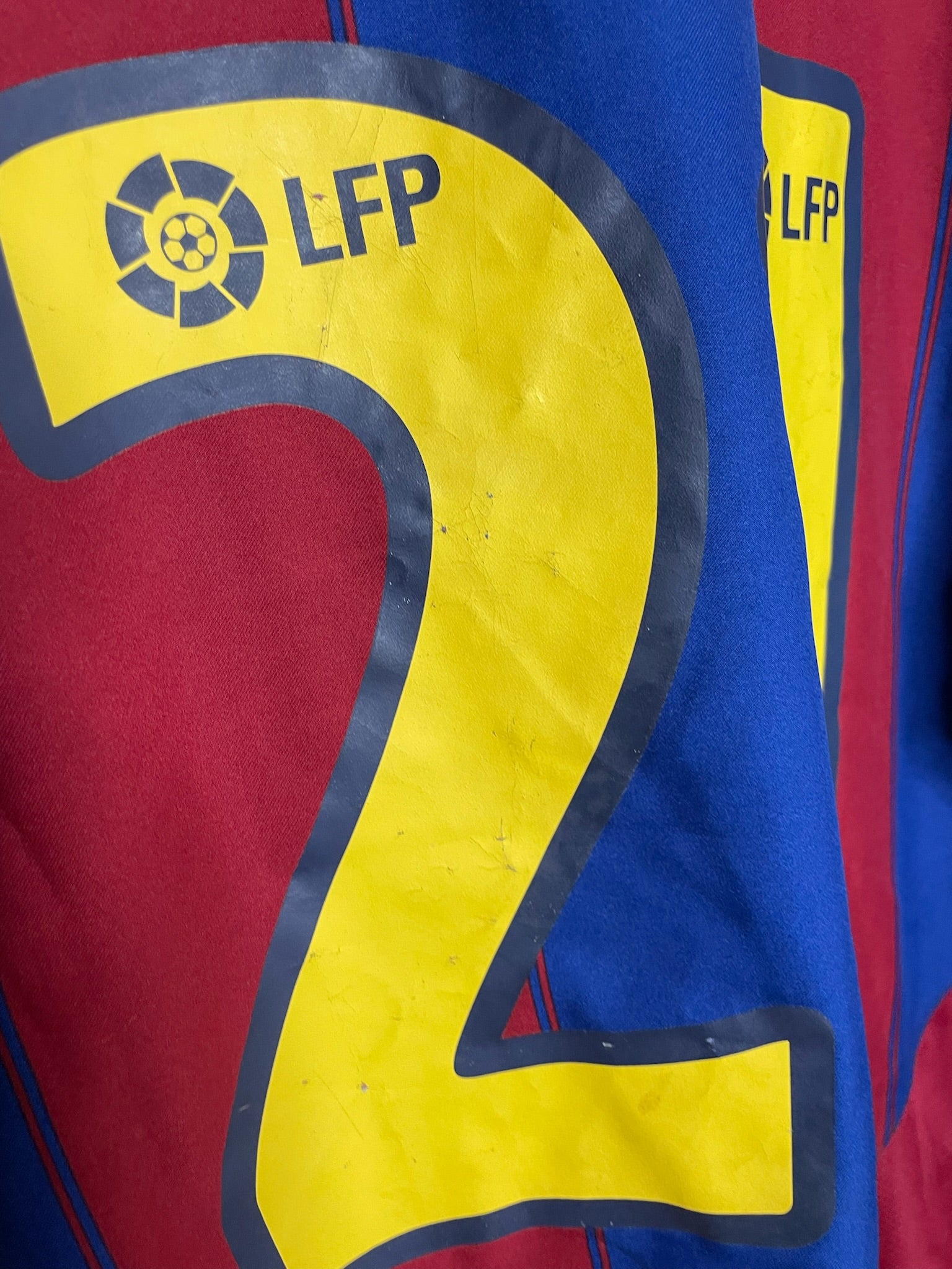 FC Barcelona 2003-04 SIGNED Home Shirt Luis Enrique #21 Medium