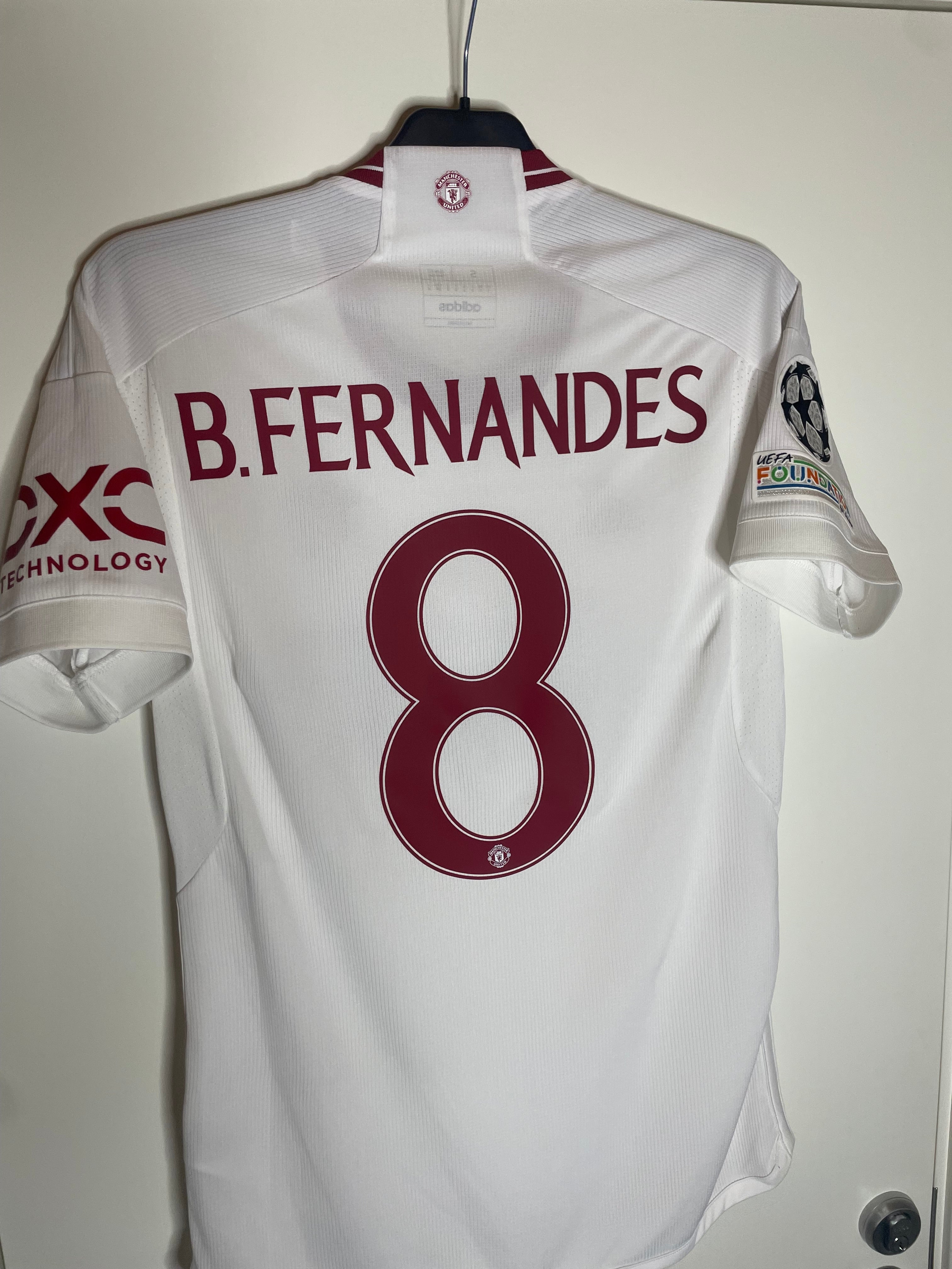 Manchester United 2023-24 UCL Tredjetröja B. Fernandes #8 Small
