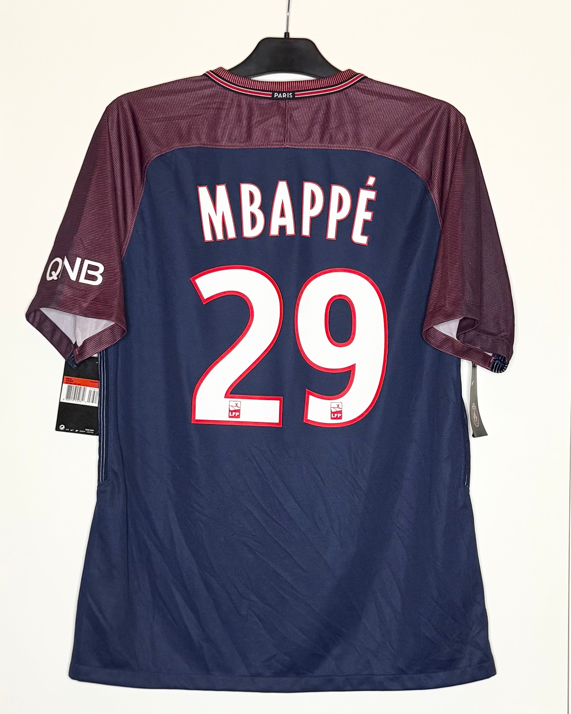 Paris Saint-Germain 2017-18 BNWT Hemmatröja Mbappe #29 Large