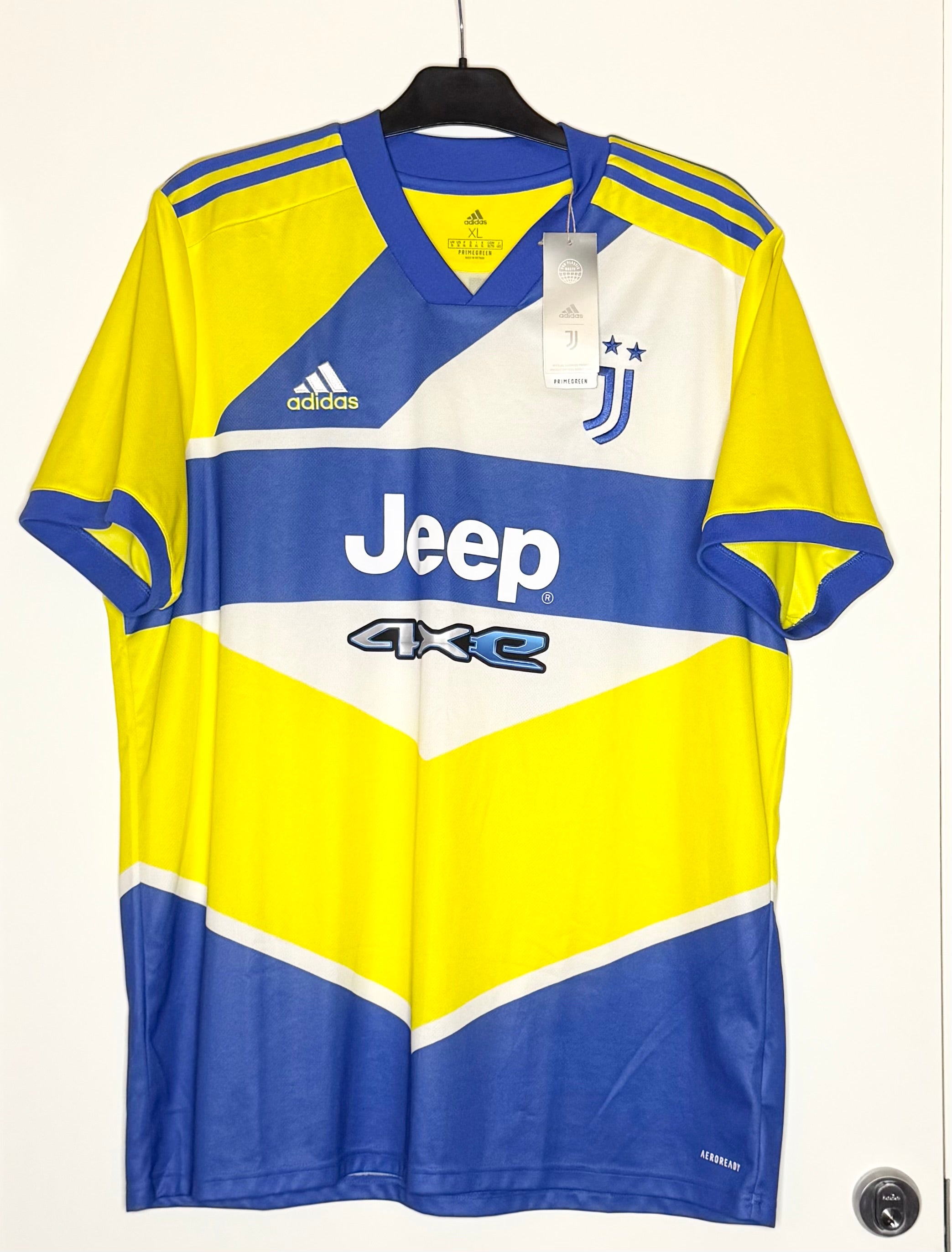 Juventus 2021-22 Tredjetröja Kulusevski #44 XL