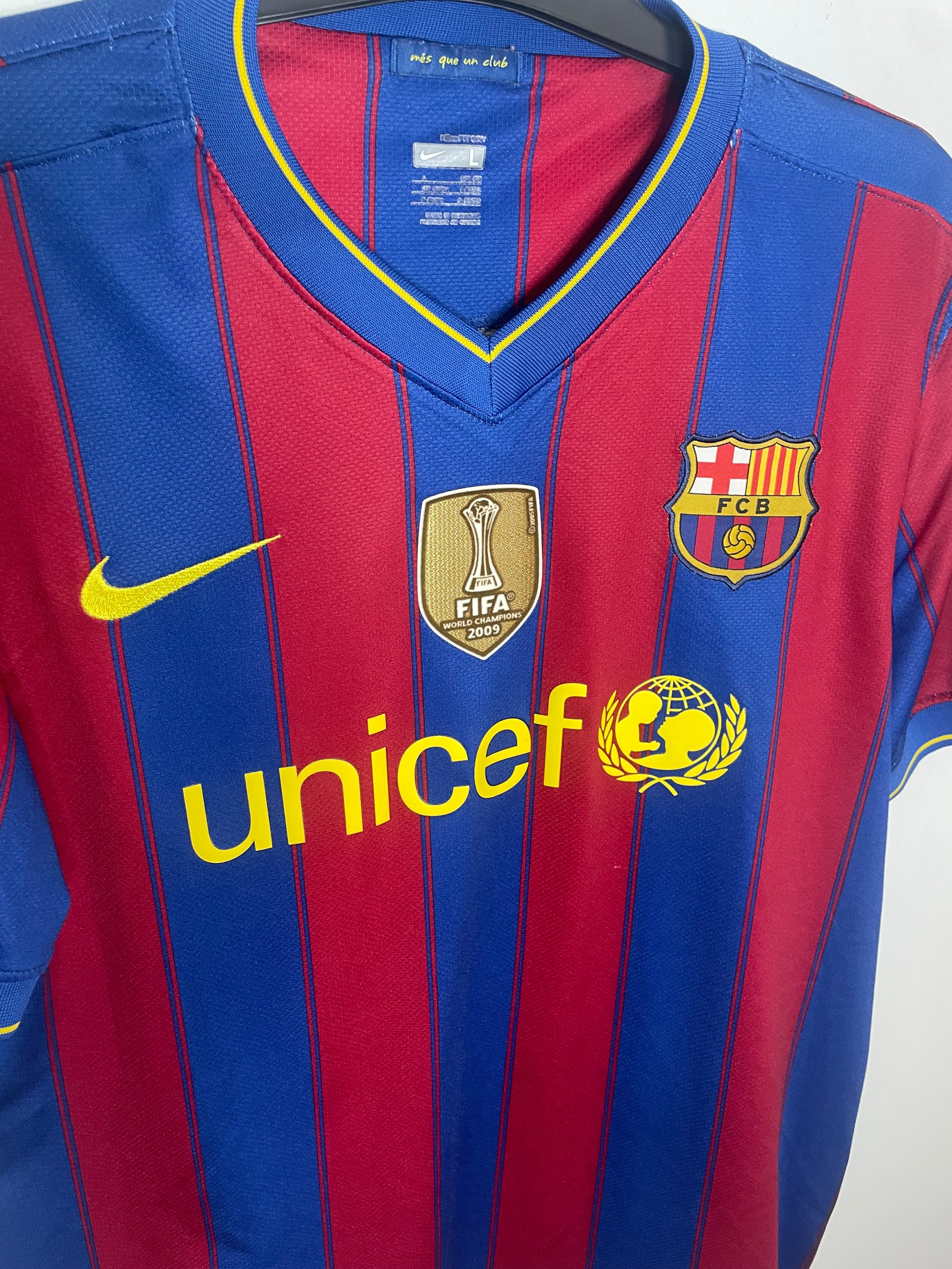FC Barcelona 2009-10 Hemmatröja Iniesta #8 Large