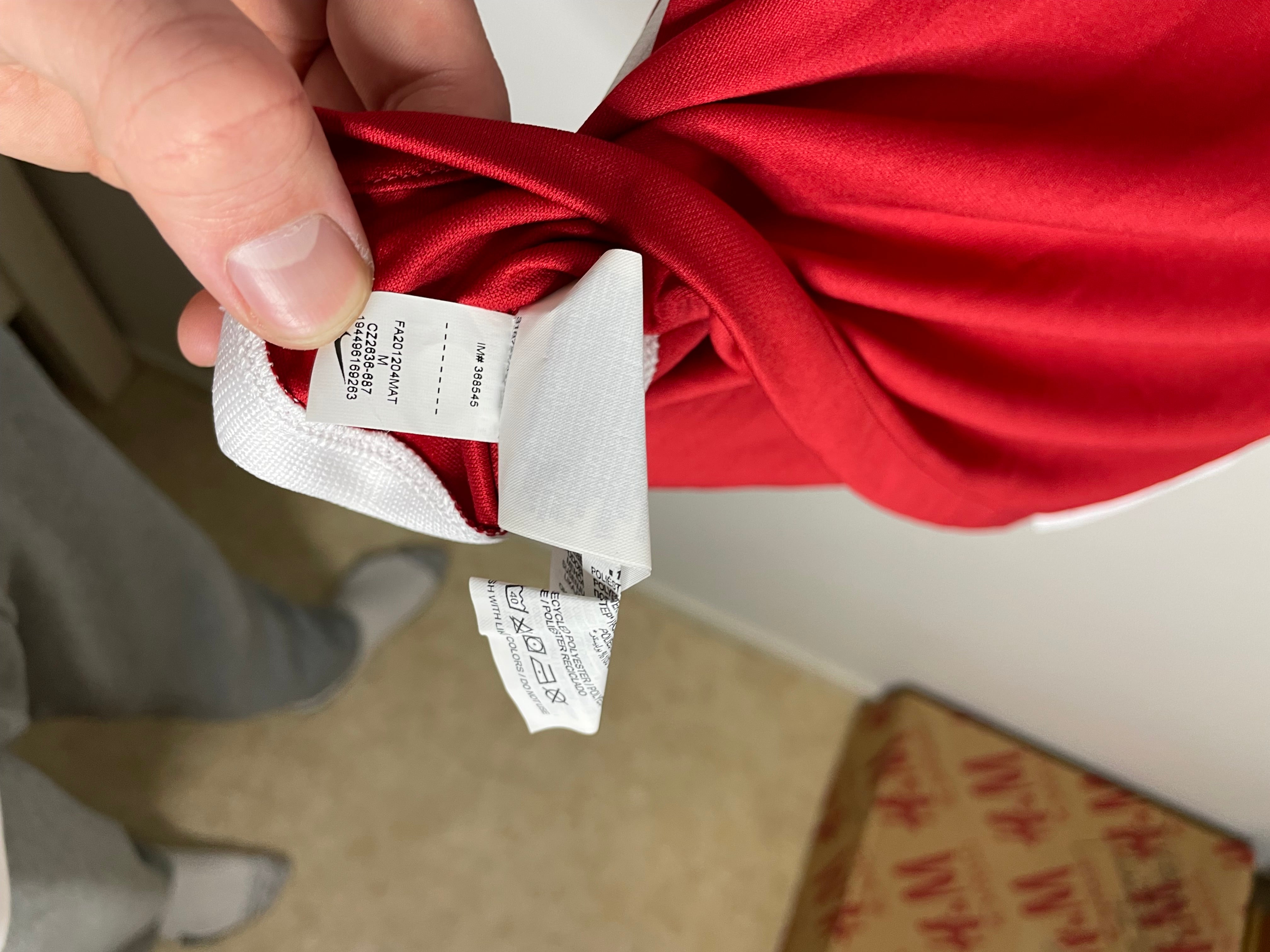 Liverpool 2020-21 BNWT Hemmatröja Salah #11 Medium