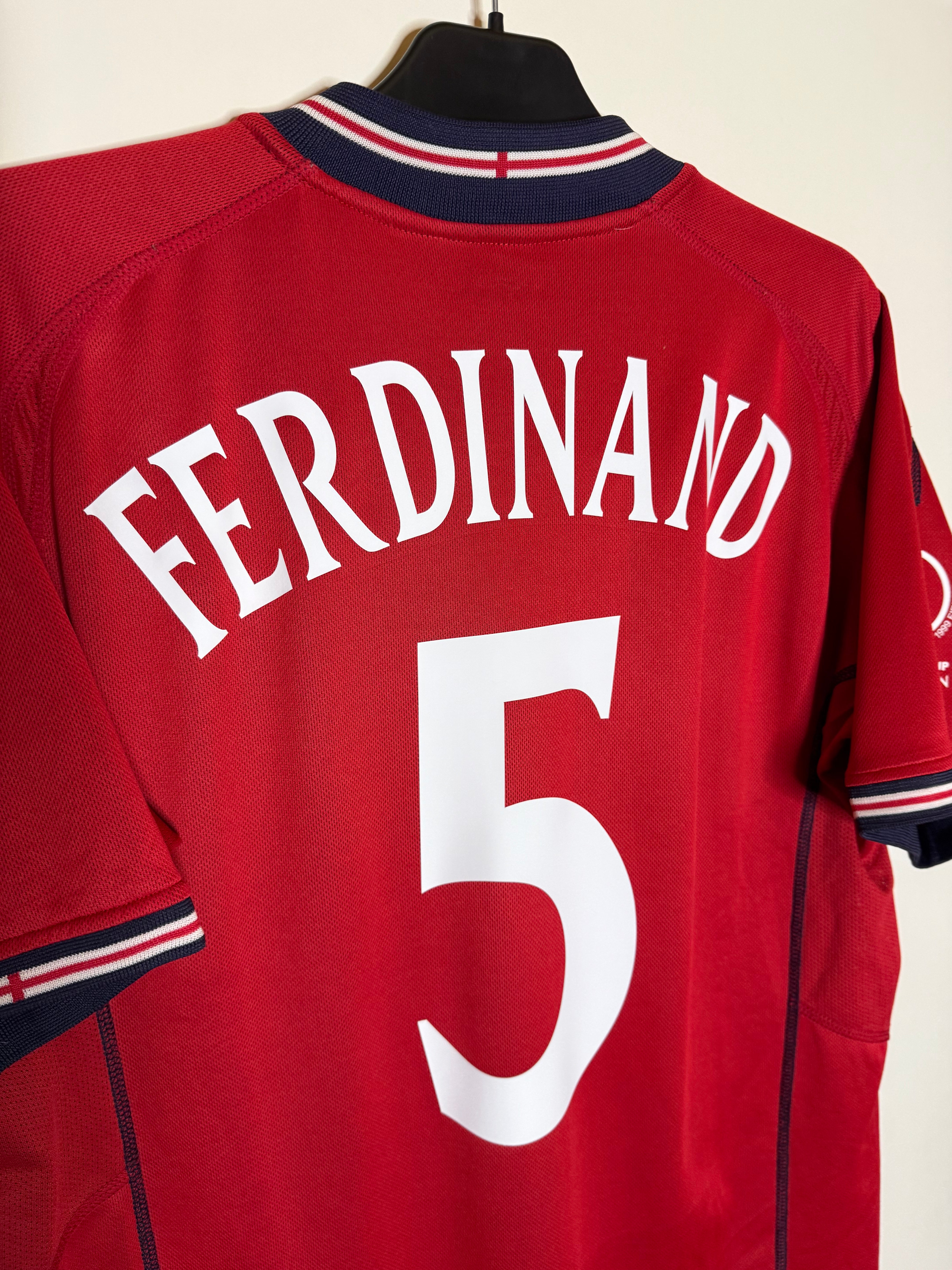 England 2002 Bortatröja Ferdinand #5 Medium