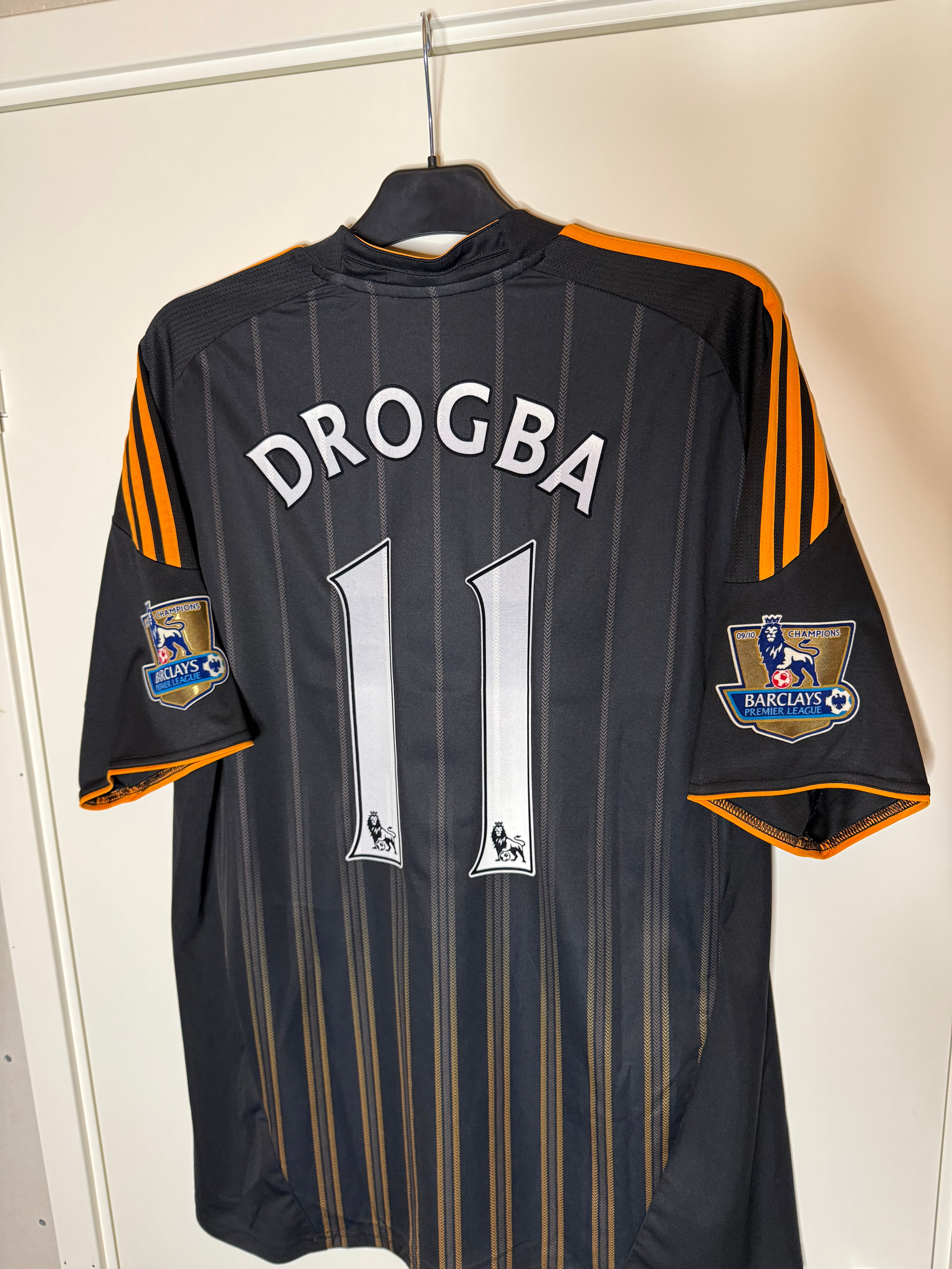 Chelsea 2010-11 Tredjetröja Drogba #11 XL