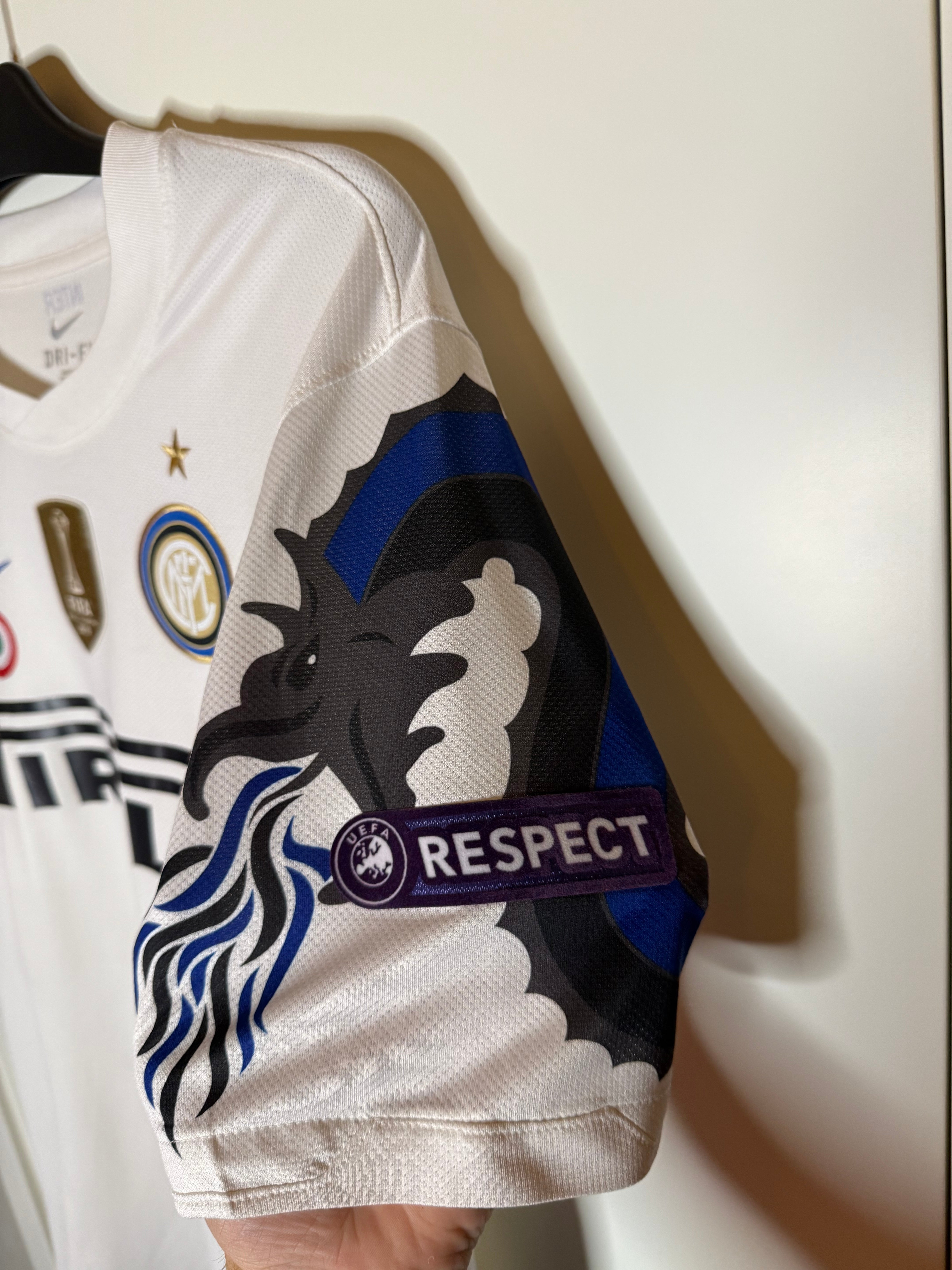 Inter Milan 2010-11 Bortatröja Zanetti #4 Medium