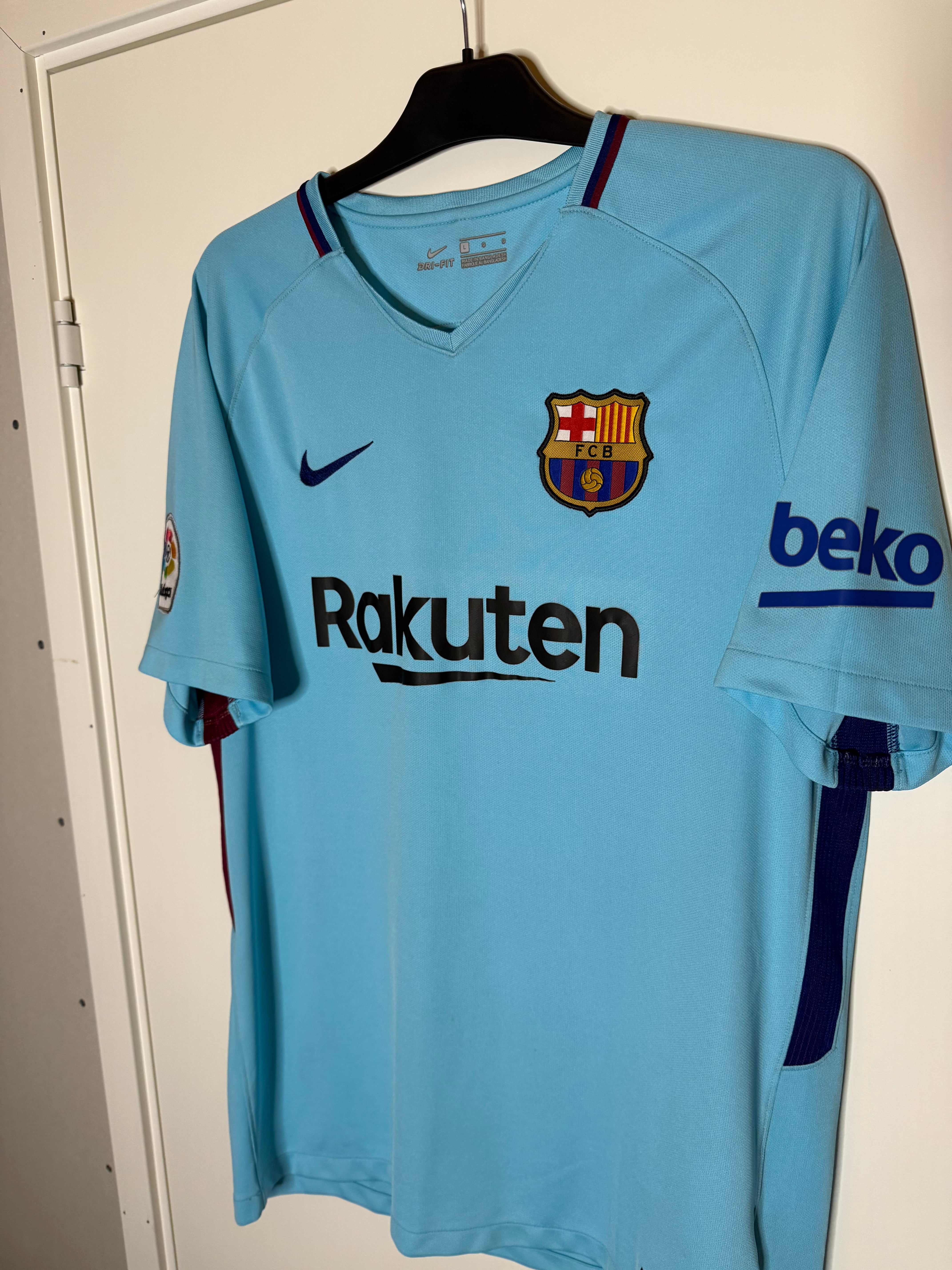 FC Barcelona 2017-18 Bortatröja Messi #10 Large
