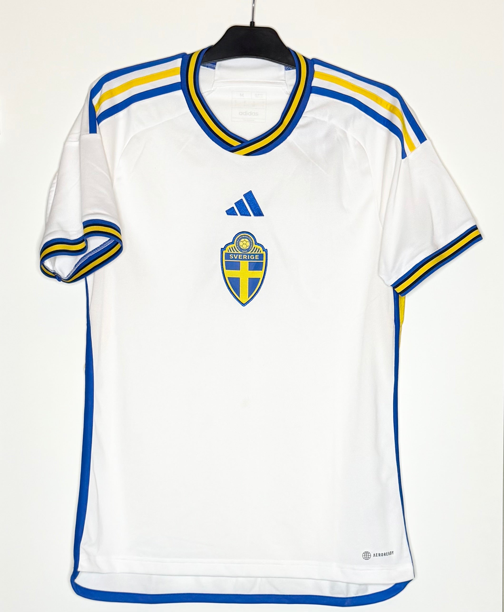 Sverige 2022-24 Bortatröja Medium BNWT