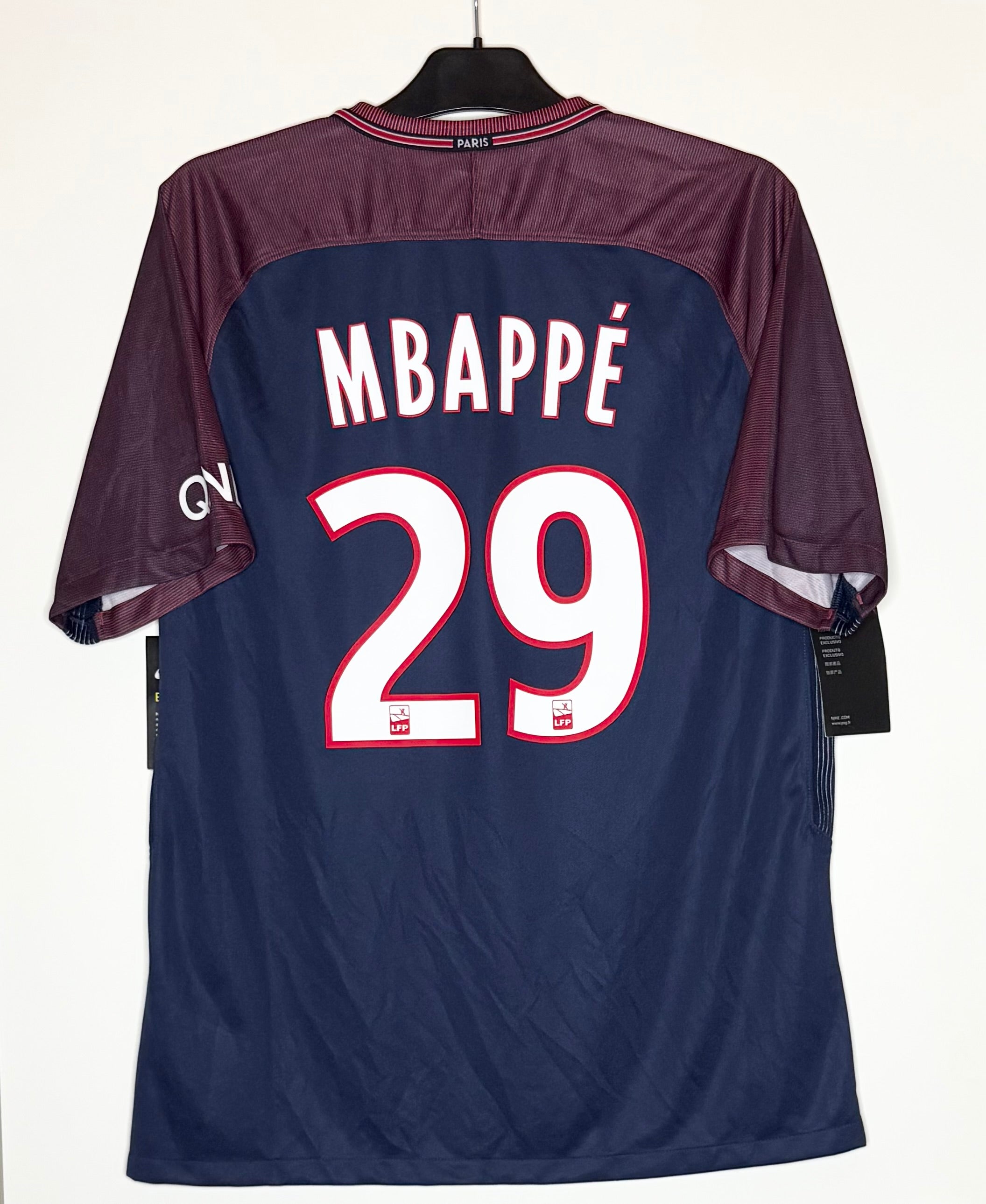 Paris Saint-Germain 2017-18 BNWT Hemmatröja Mbappe #29 Large